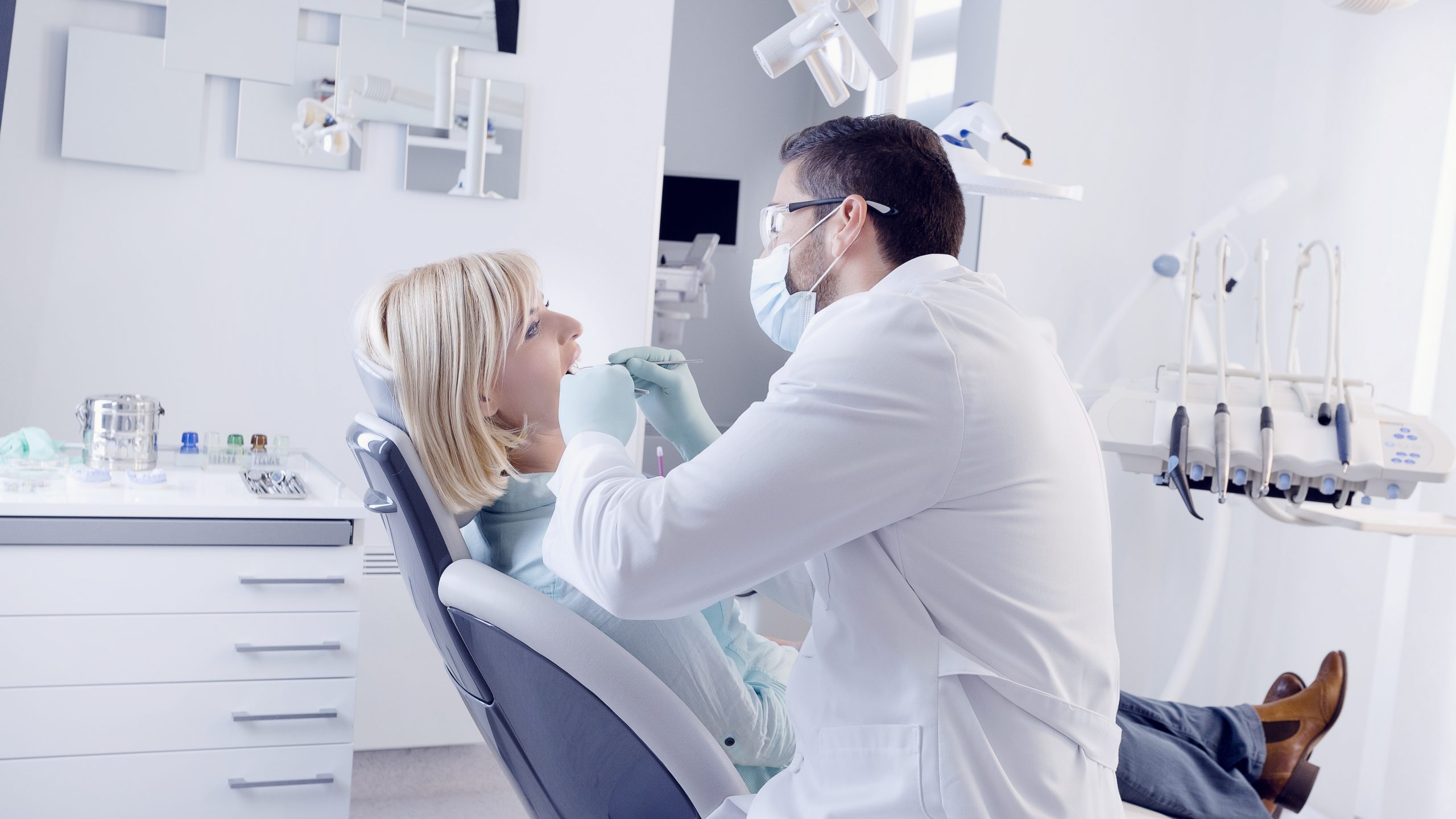 Dentist in White Plains, MD